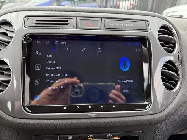 Volkswagen Tiguan view 23