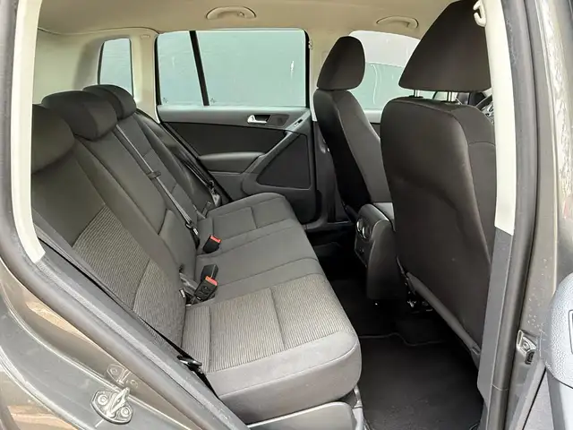 Volkswagen Tiguan view 15