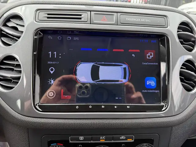 Volkswagen Tiguan view 22
