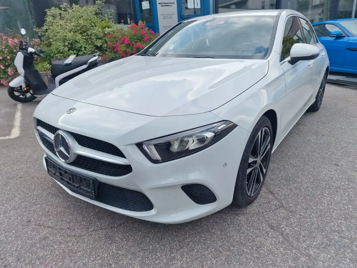Mercedes-Benz A 220 Bianco - 1