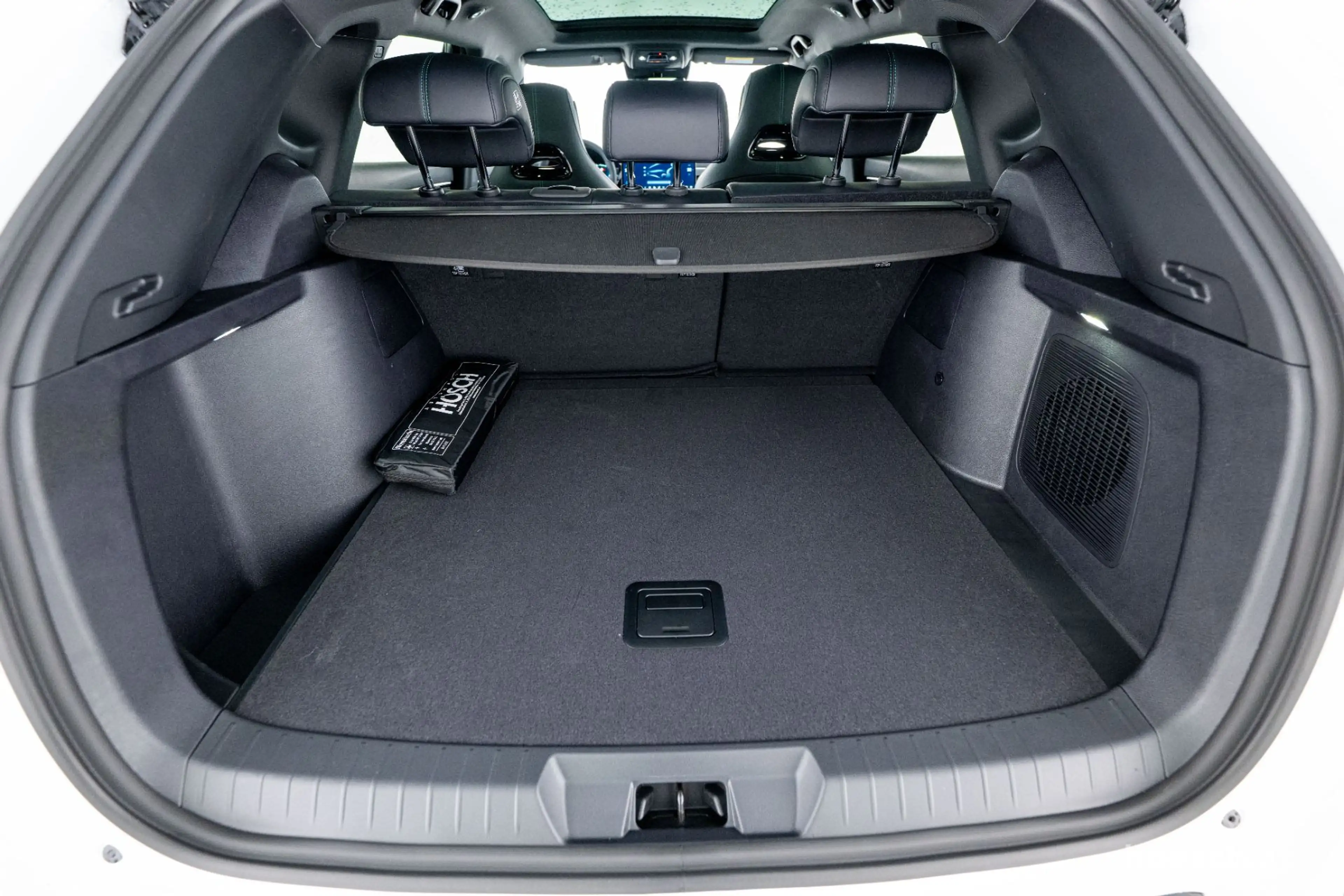 BYD Seal U DM-i COMFORT 26,6 kWh PANO LEDER NEUWAGEN — photo 8