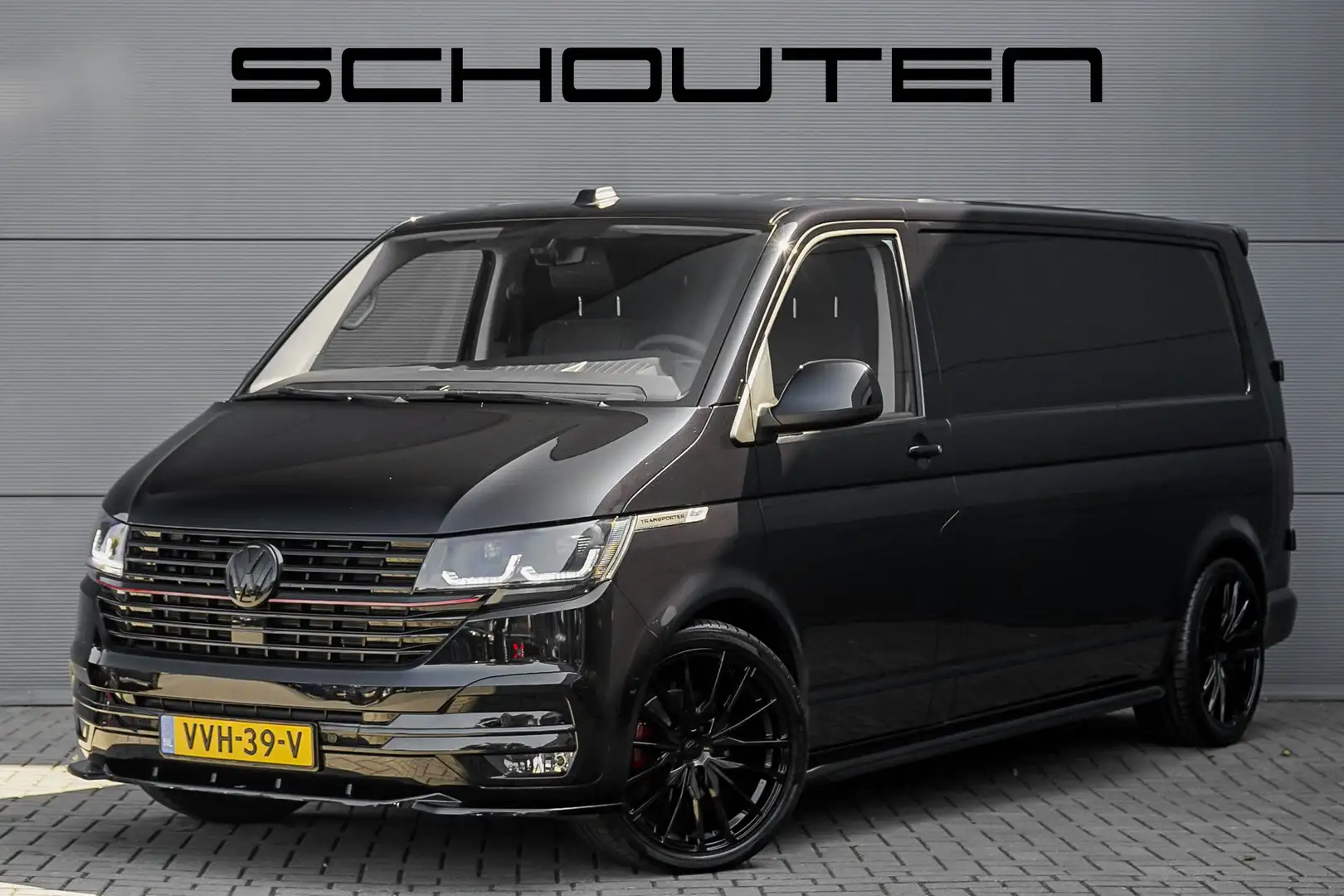 Volkswagen T6.1 Transporter 2.0 TDI L2H1 Highline DSG Leder NL Auto Noir - 1