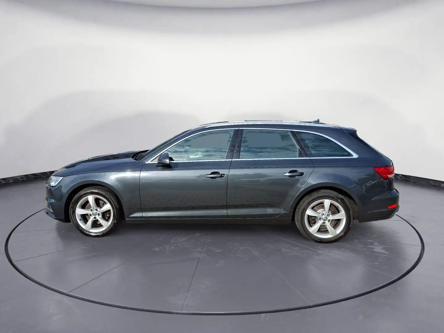 Audi A4 35 TFSI S tronic sport Avant Navi Xenon plus Grijs - 2