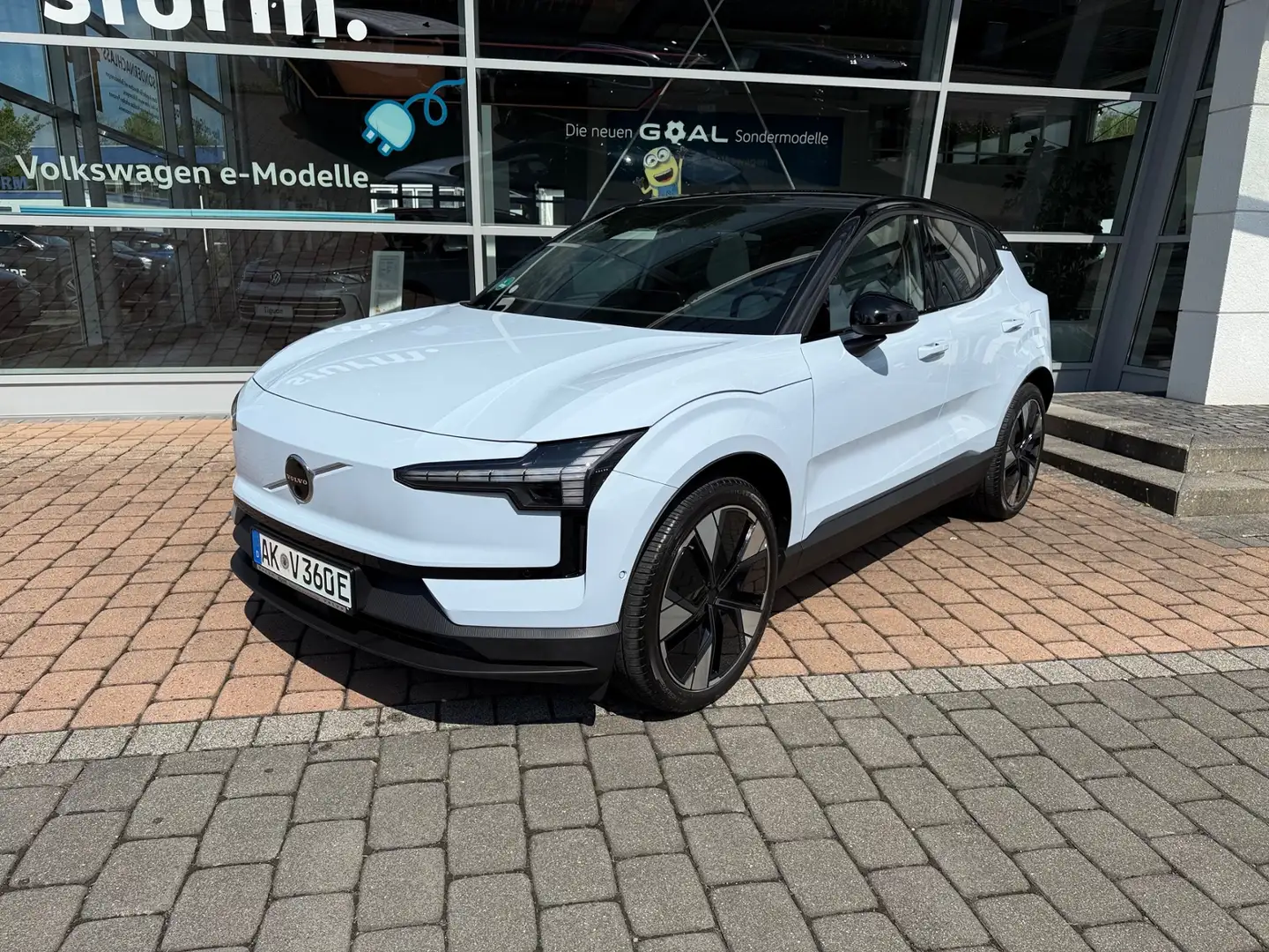 Volvo EX30 Ultra AWD Performance Pure Electric Albastru - 2