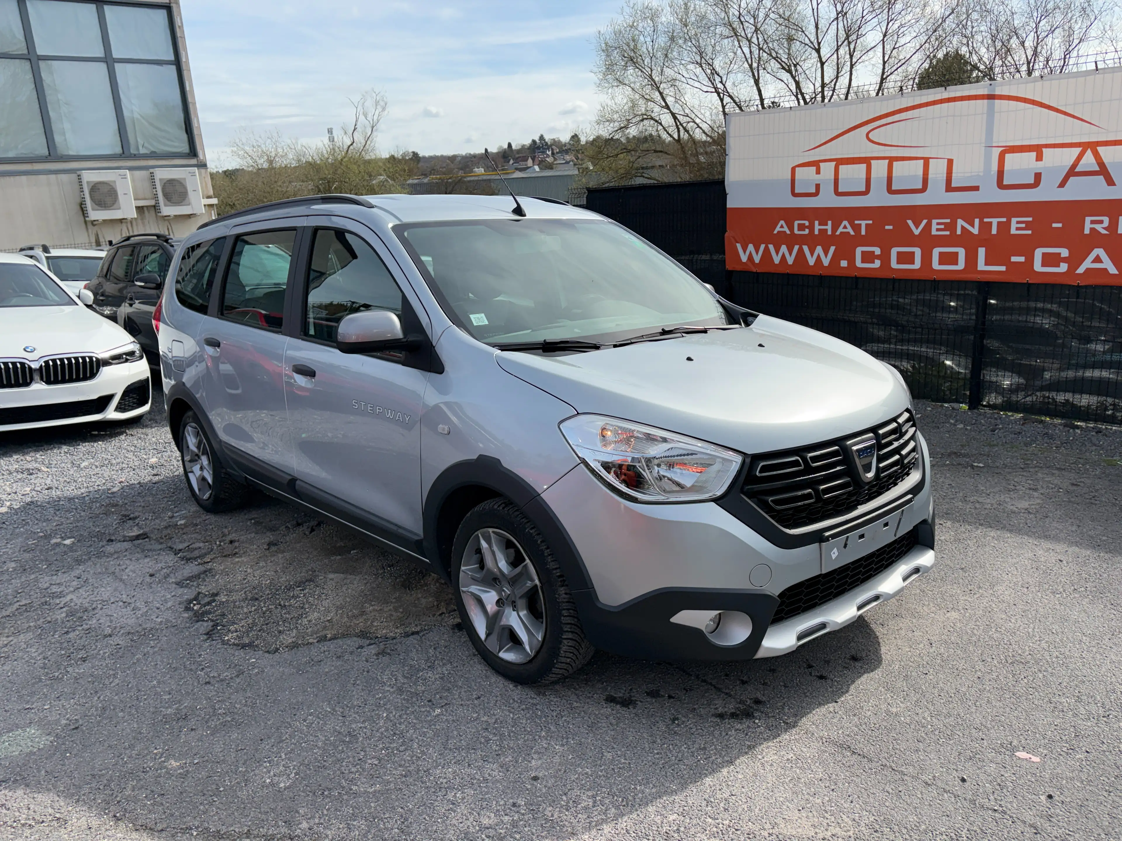 Dacia Lodgy Stepway 1.3 TCe 7pl. - EU6D - GARANTIE 1AN - — photo 8