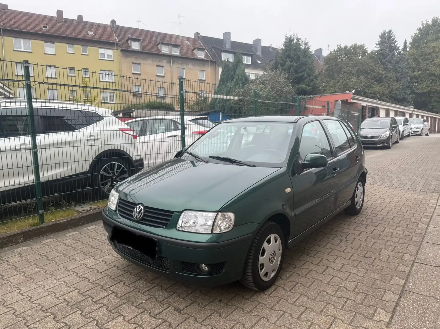 Volkswagen Polo 1.4 44kW Trendline TÜV NEU* Grün - 1
