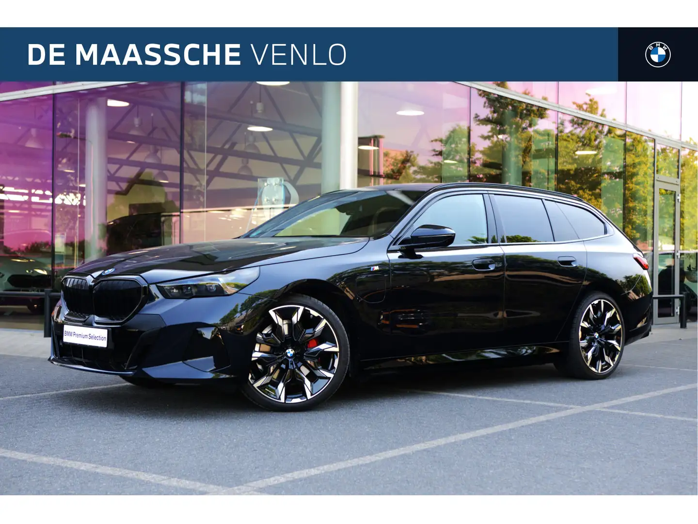 BMW 530 5 Serie Touring 530e High Executive M Sport Automa Zwart - 1