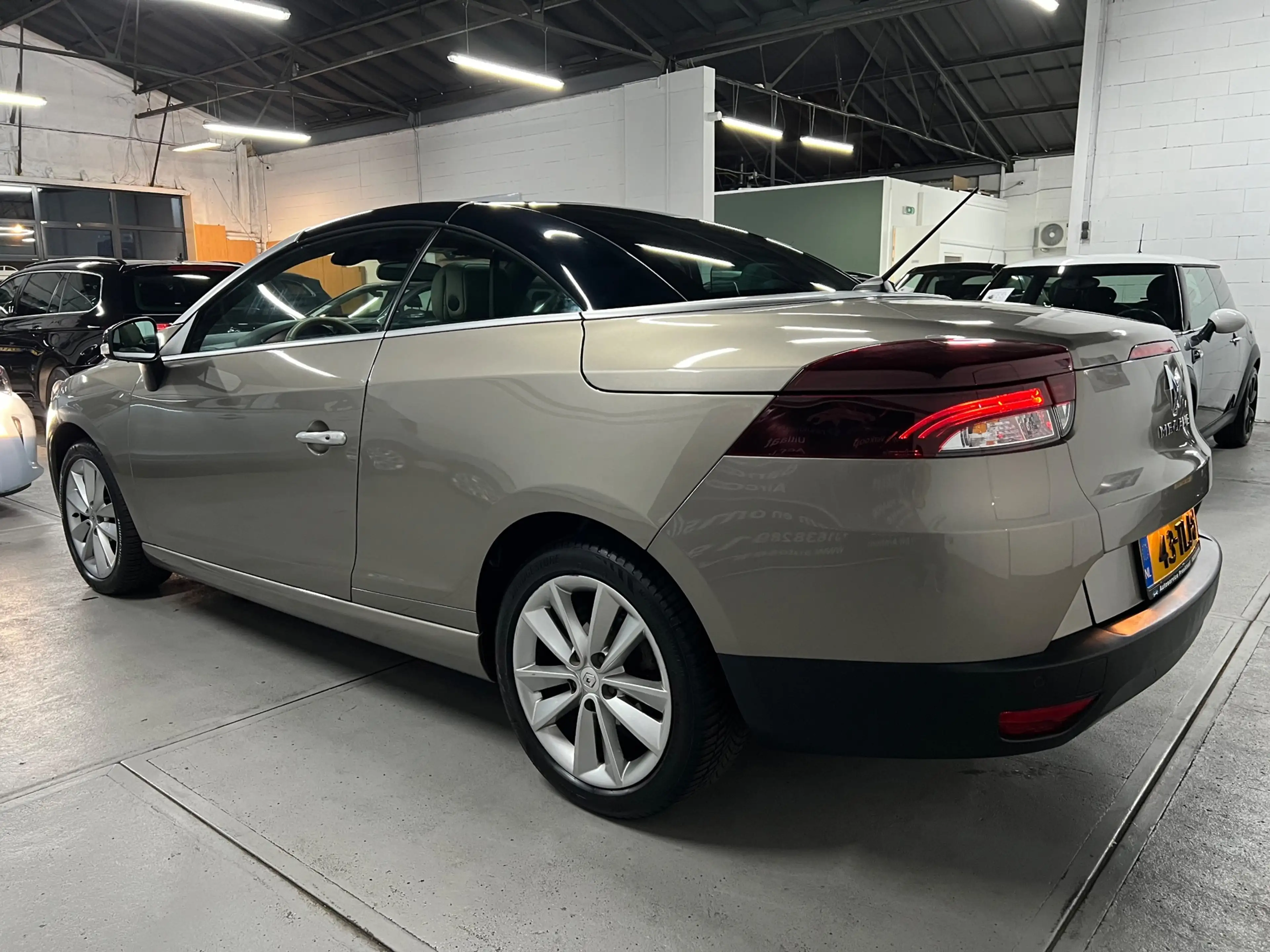 Renault Megane Coupé-Cabriolet 2.0 Privilège Automaat — photo 33