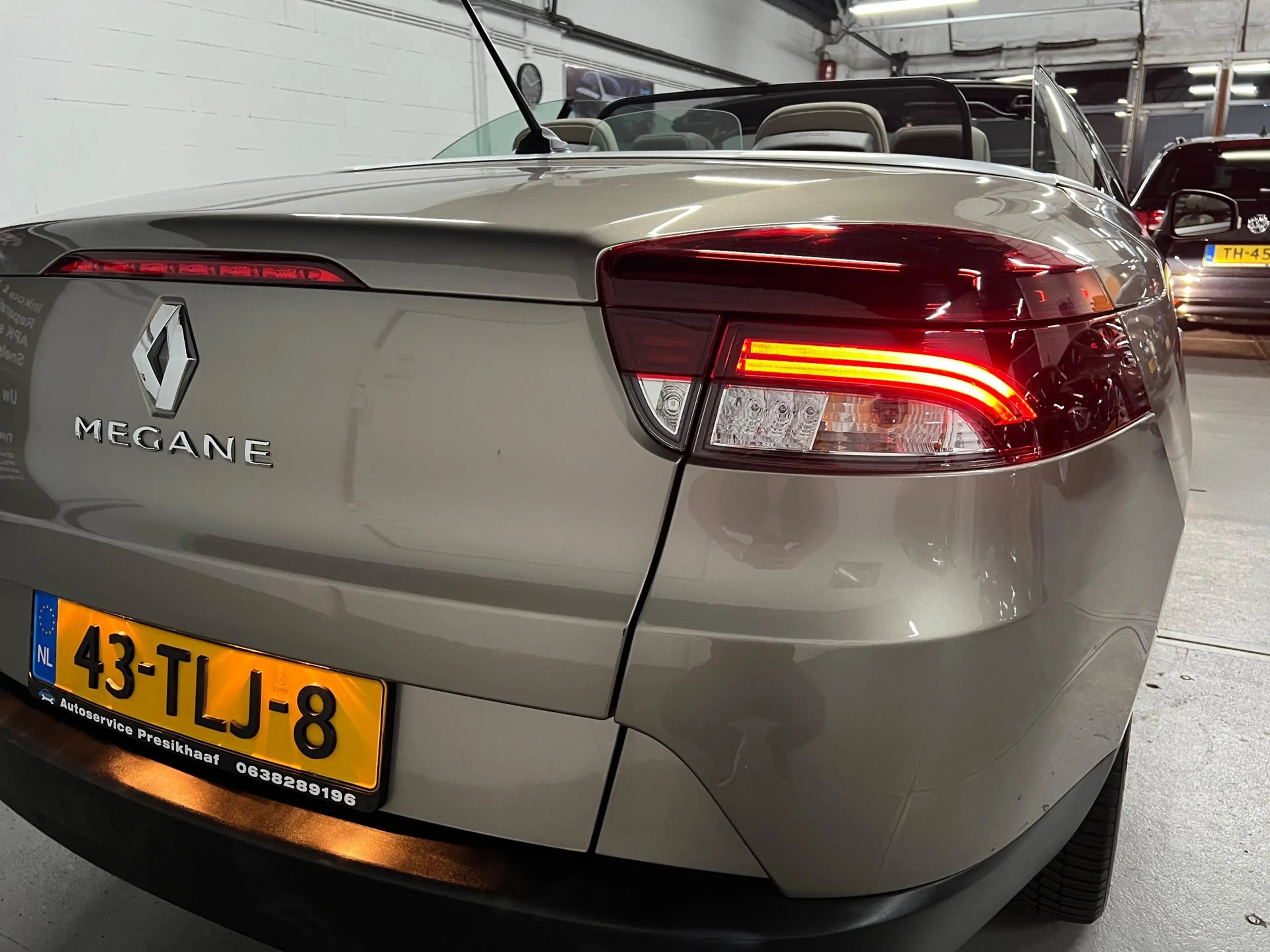 Renault Megane Coupé-Cabriolet 2.0 Privilège Automaat — photo 29