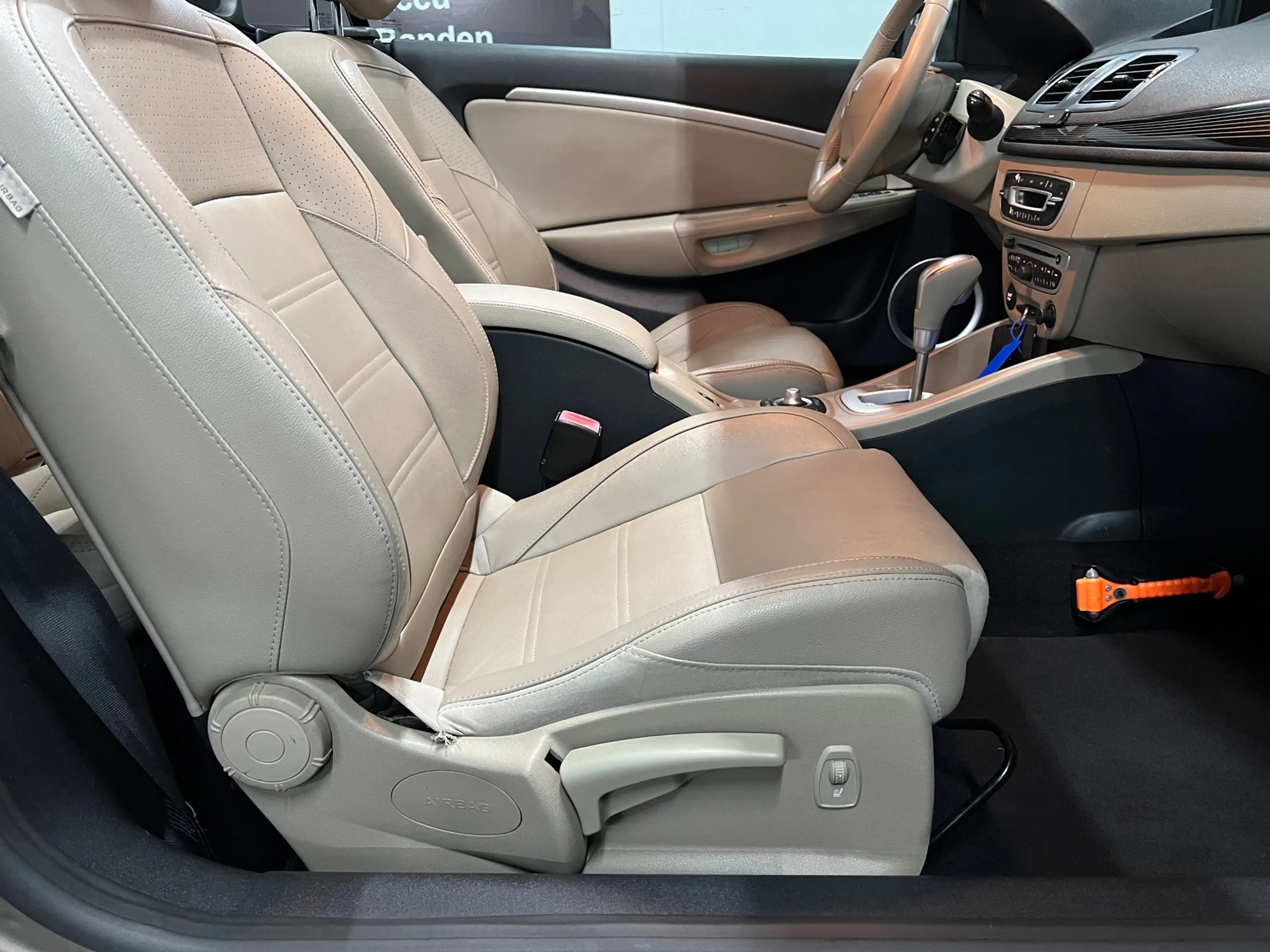 Renault Megane Coupé-Cabriolet 2.0 Privilège Automaat — photo 25