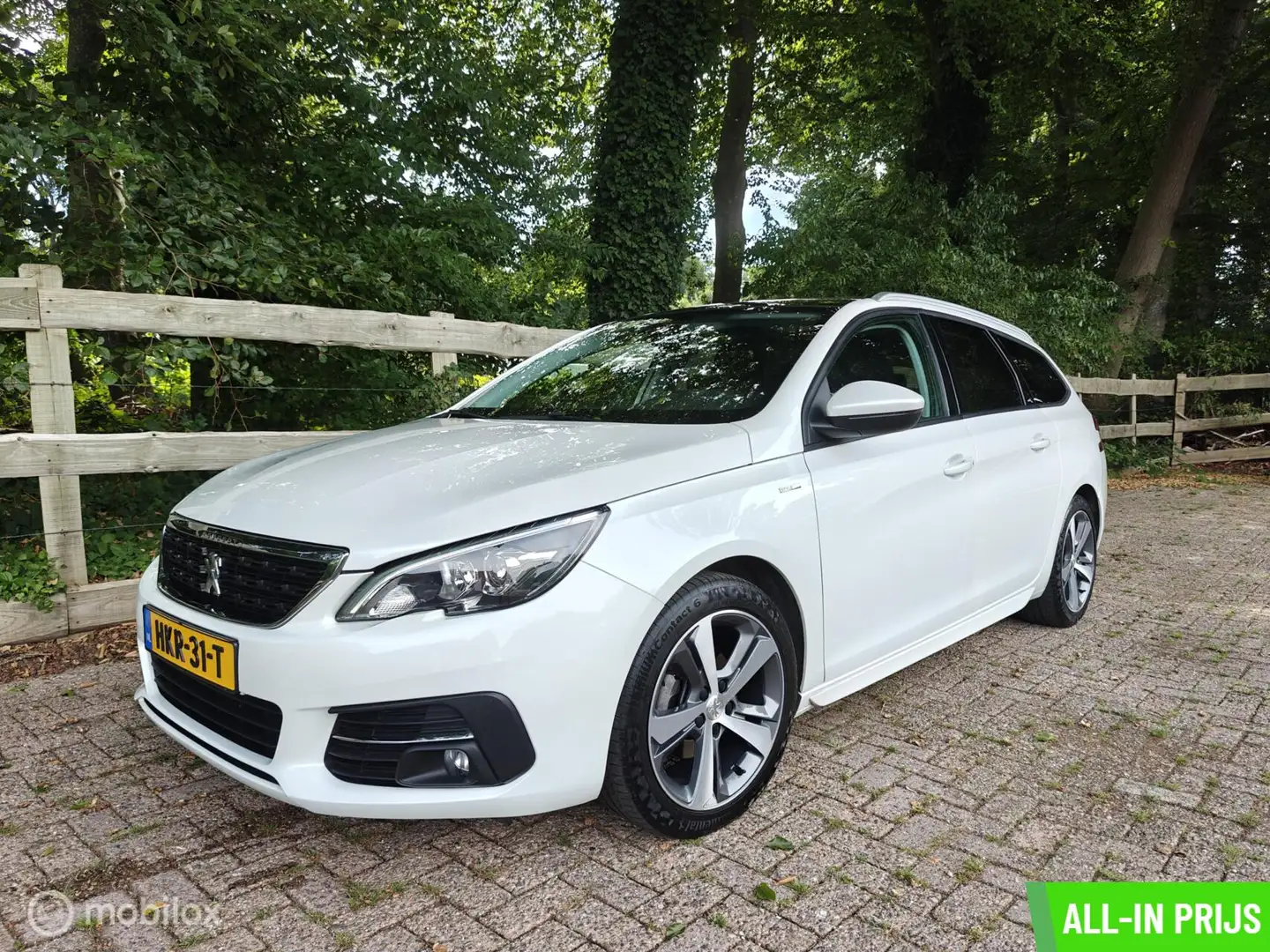 Peugeot 308 SW 1.2 110PK Style|Panoramadak|Cruise|Carplay|Rijk Wit - 1