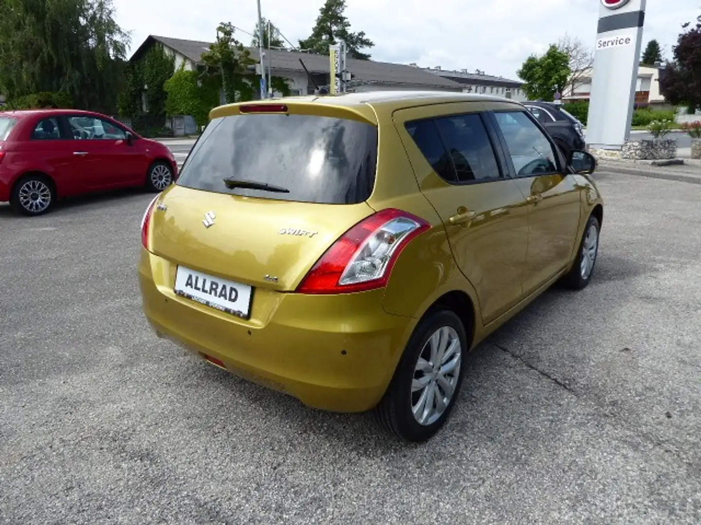 Suzuki Swift 1,2 4WD DELUXE Gold - 2