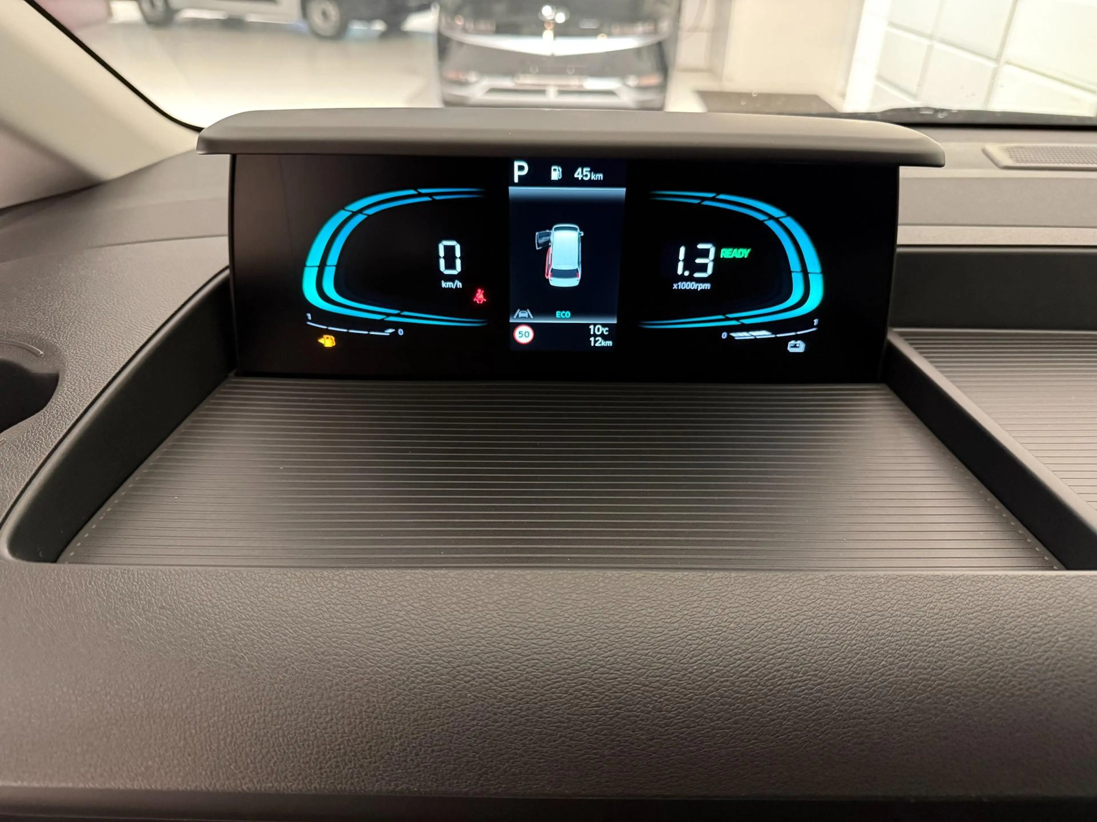 Hyundai STARIA Kastenwagen 1.6 T-GDi HEV 165 kW (224 PS) Sitz-... — photo 13