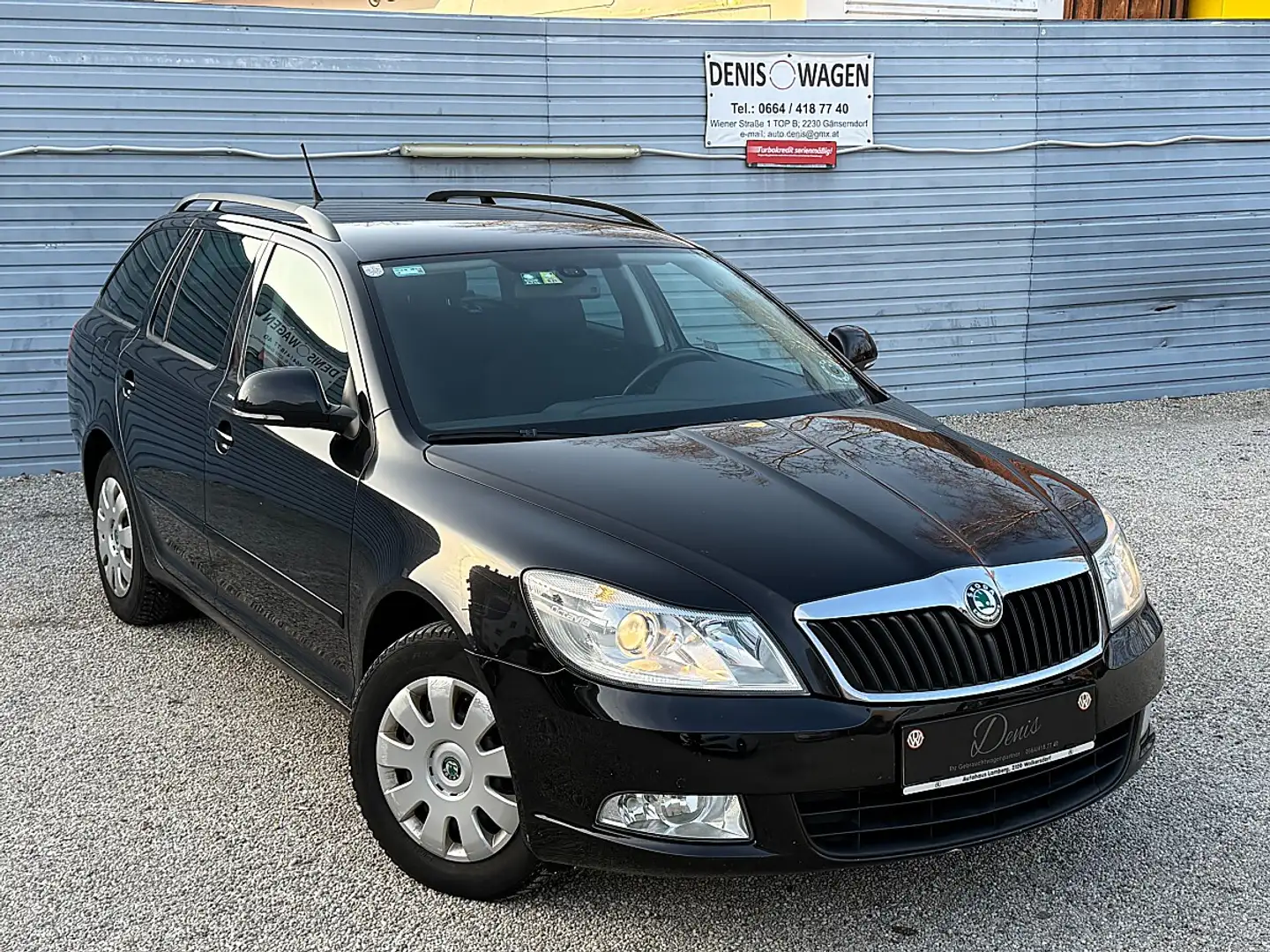 Skoda Octavia Combi 1,6 Twenty TDI DPF Schwarz - 1