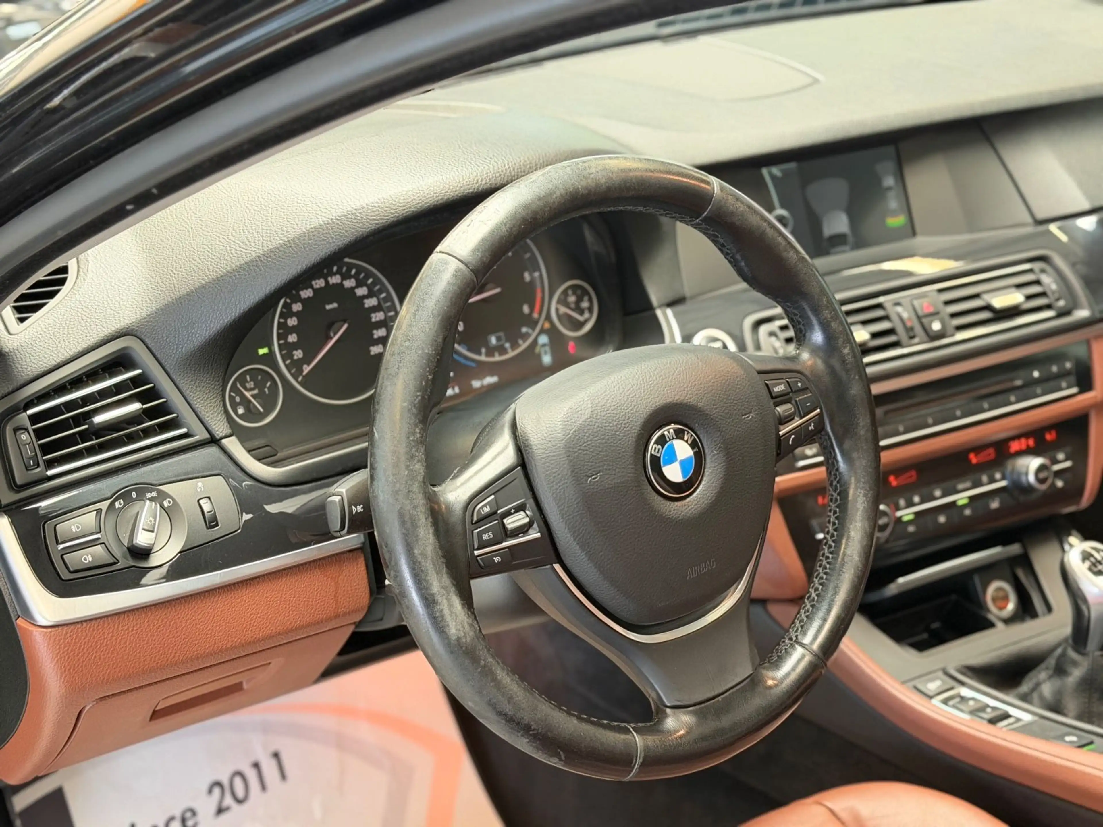 BMW 530 d Touring PANO/NAVI/LEDER/XENON/PDC/SHZ/ALU — photo 12