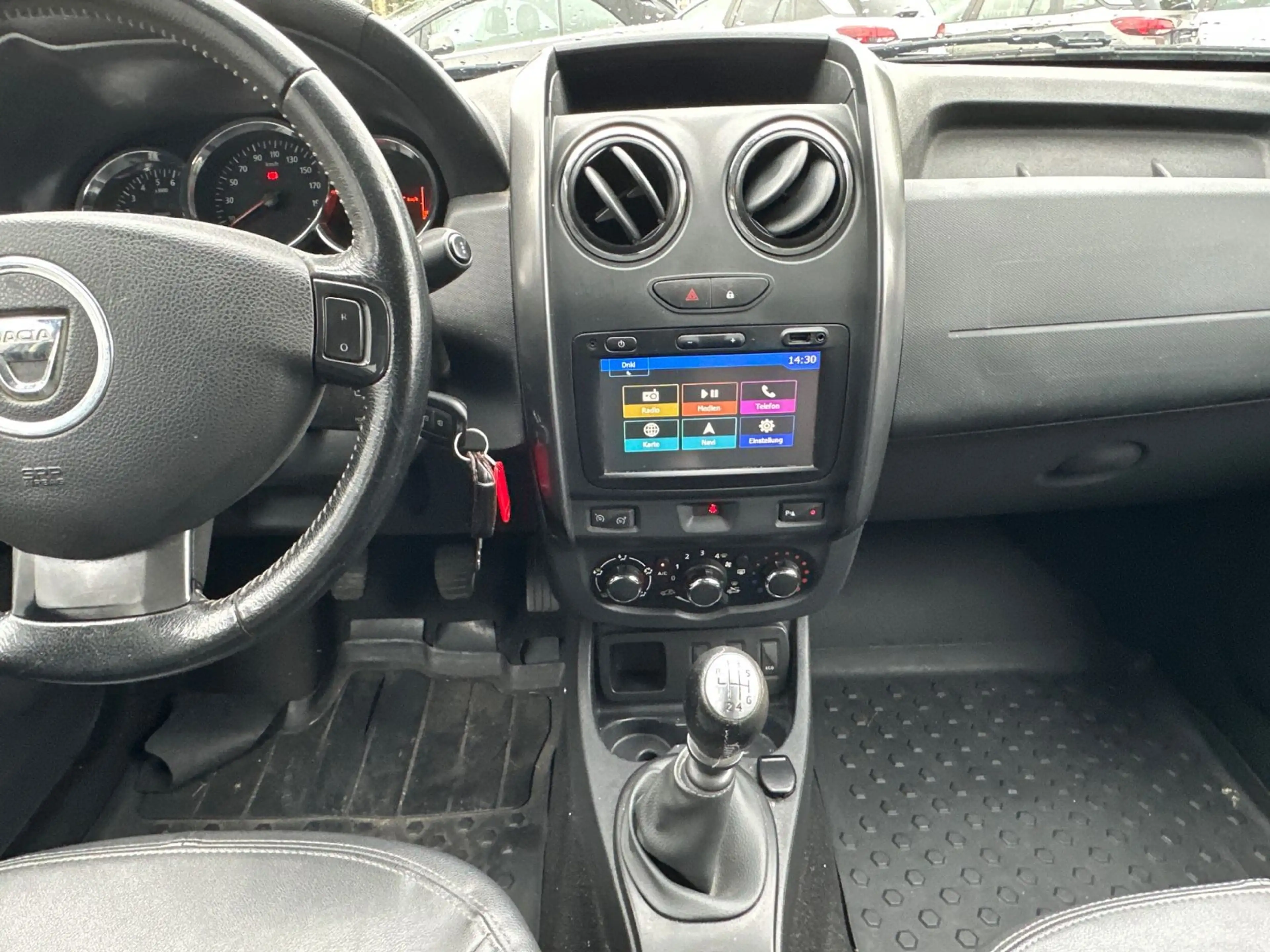 Dacia Duster Prestige*Klima*Temp*Leder*Navi*KamAHK*PDC — photo 19