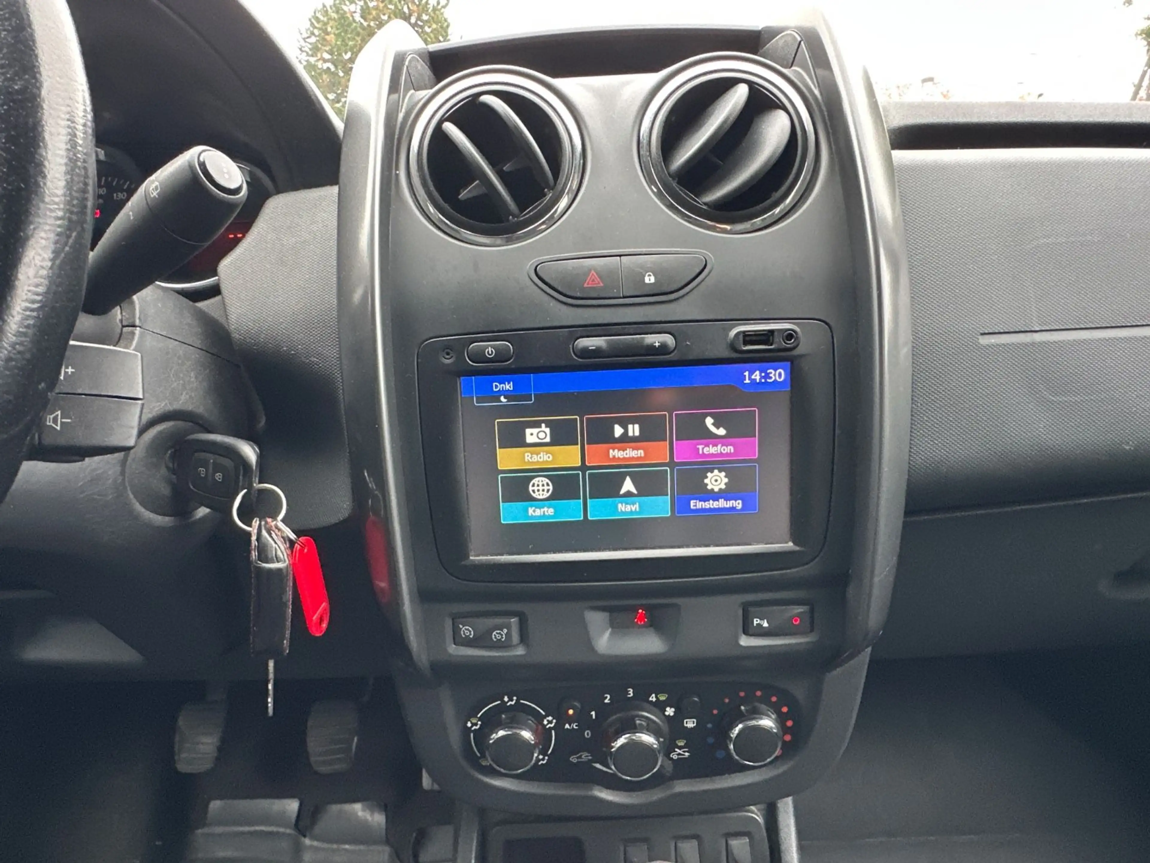 Dacia Duster Prestige*Klima*Temp*Leder*Navi*KamAHK*PDC — photo 20