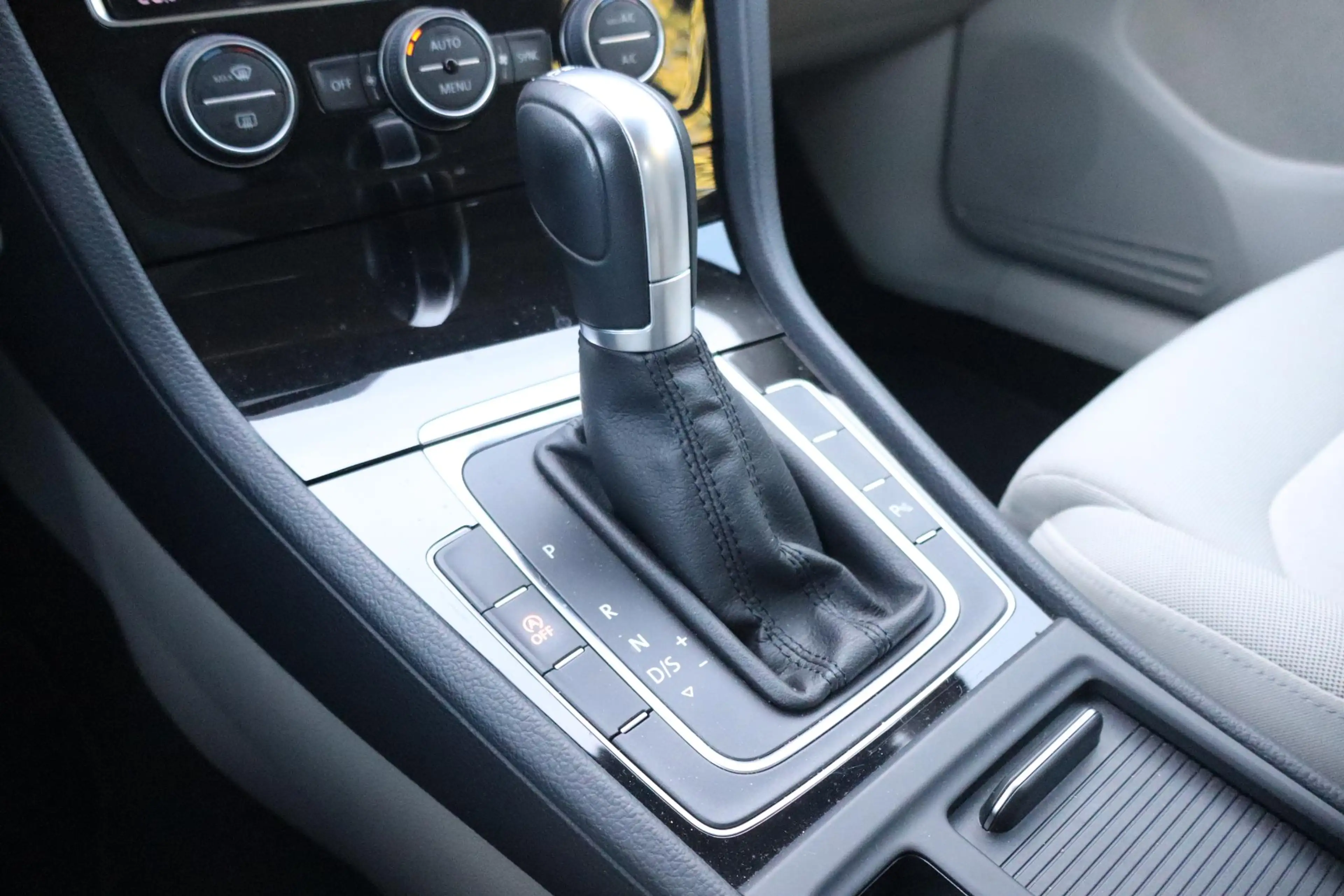 Volkswagen Golf Variant 1.4 TSI Highline | Automaat | Camera | Climate con — photo 5