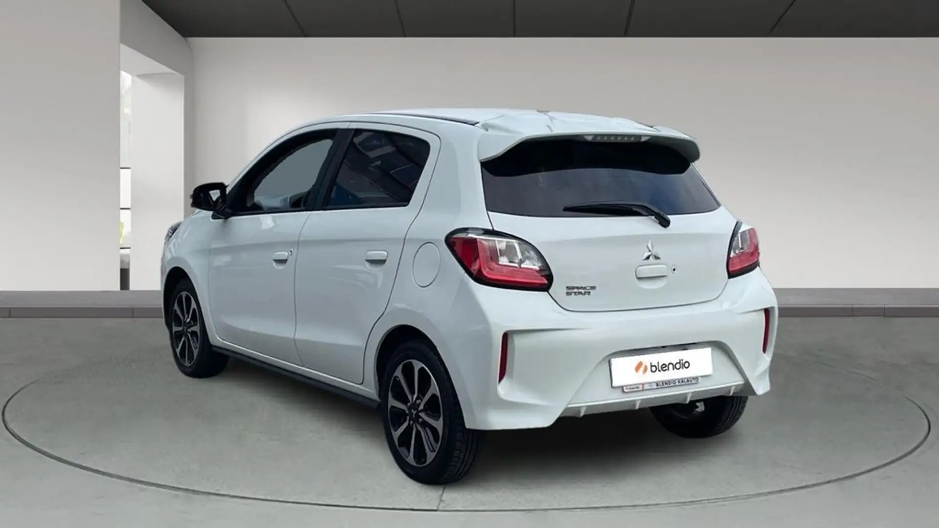 Mitsubishi Space Star 120 MPI Kaiteki Bianco - 2