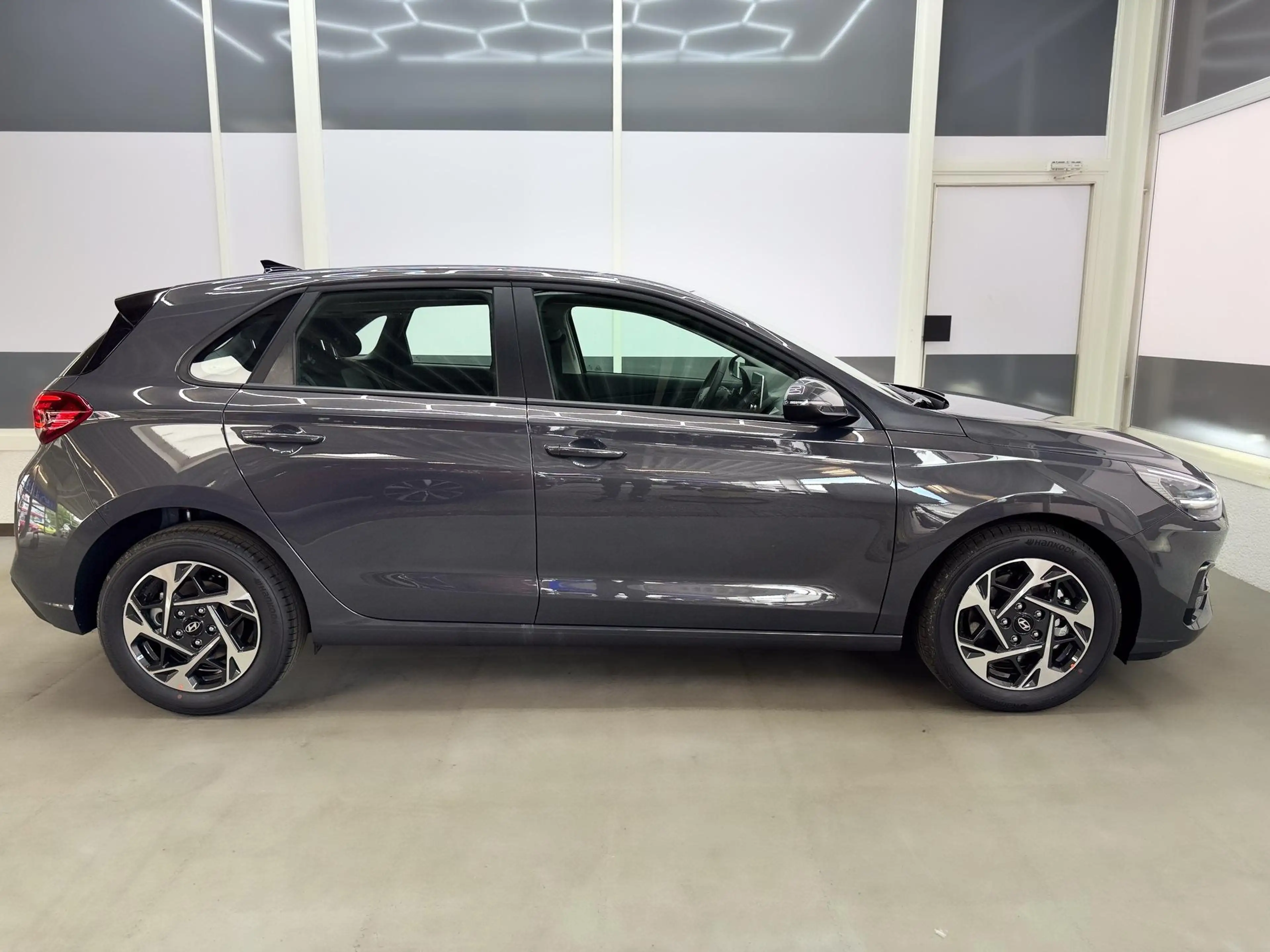 Hyundai i30 STYLE DCT ALU SHZ NAVI RFK PDC 1.6 T-GDi DCT 11... — photo 4