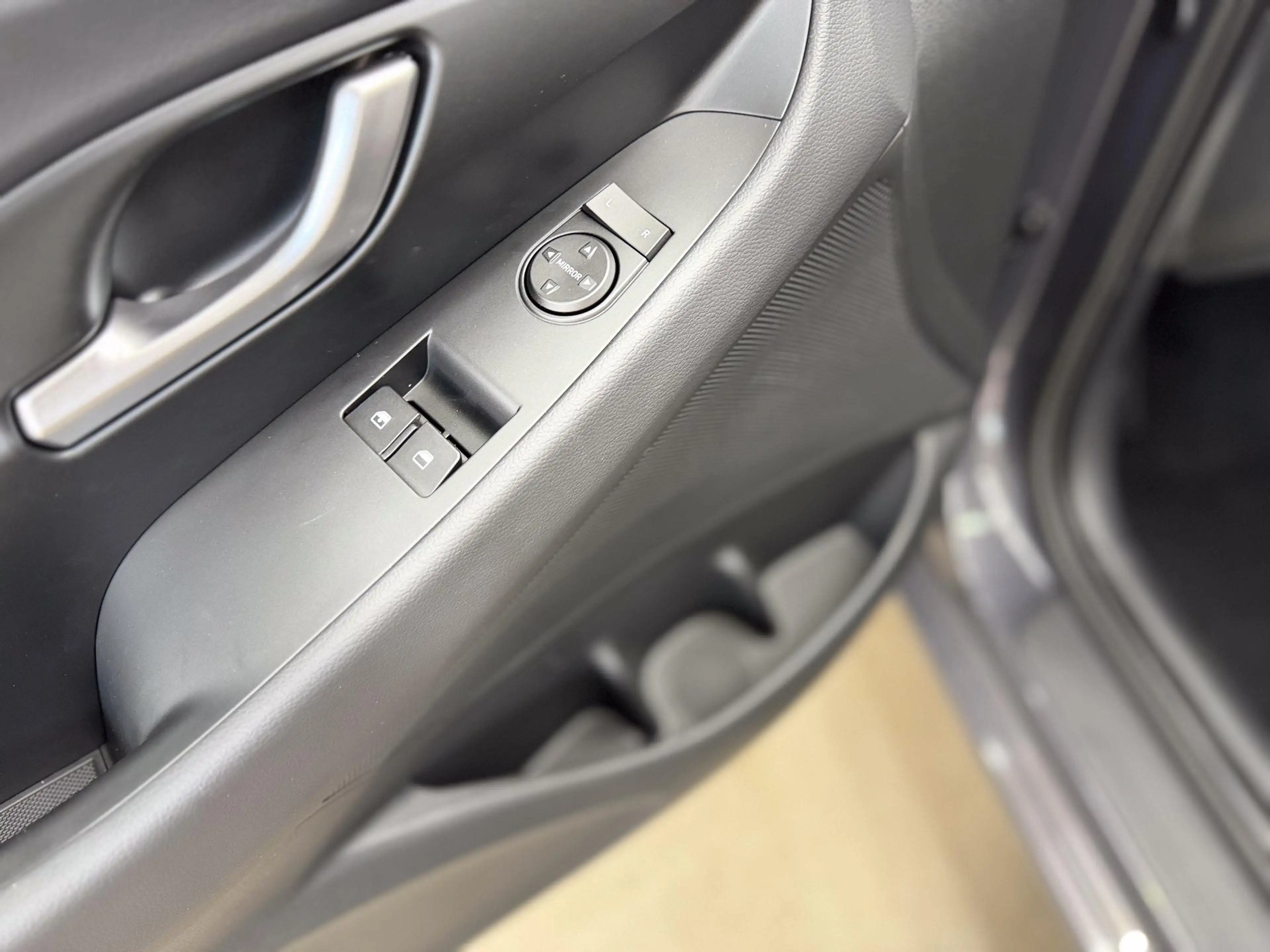 Hyundai i30 STYLE DCT ALU SHZ NAVI RFK PDC 1.6 T-GDi DCT 11... — photo 13