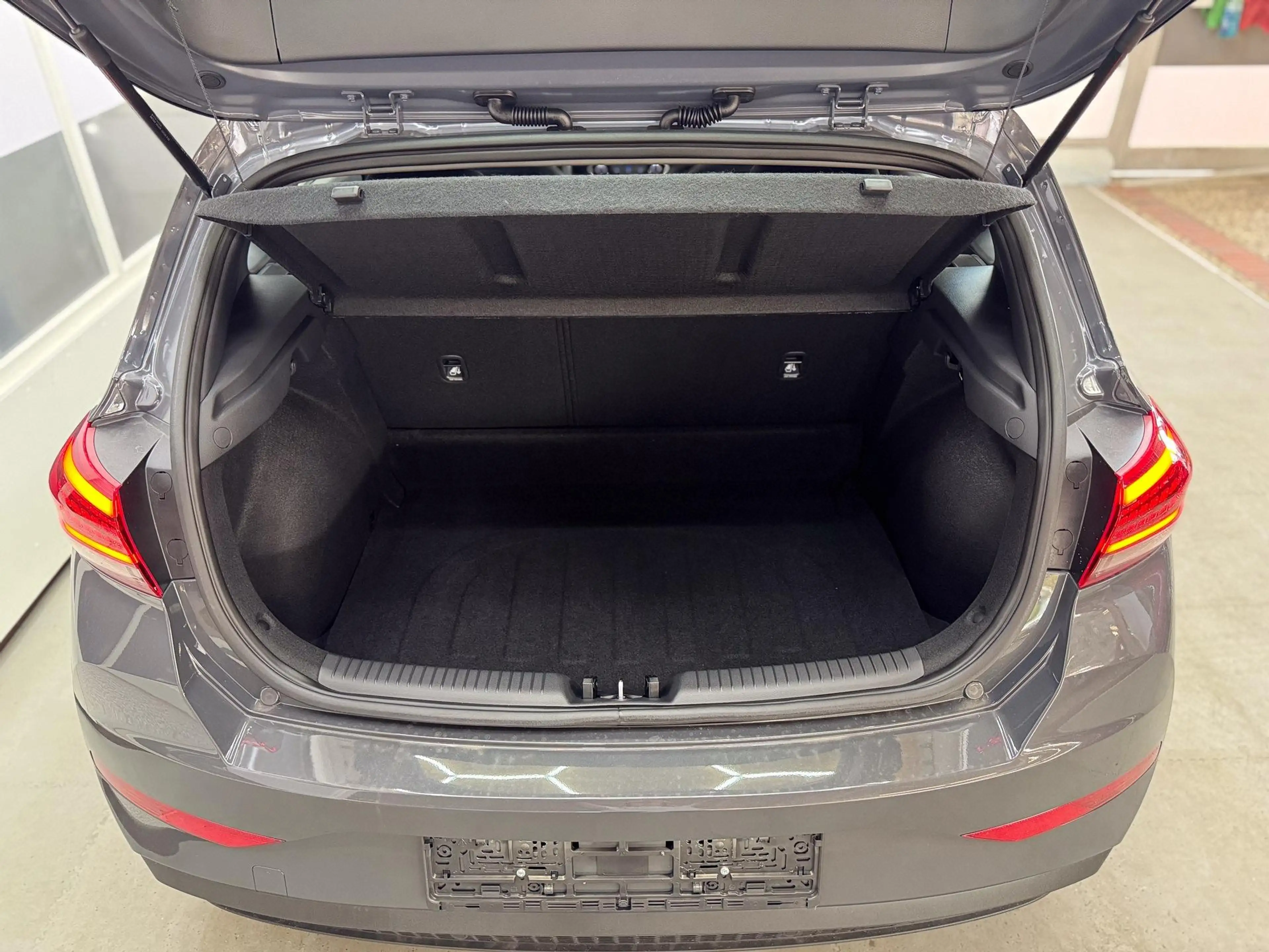 Hyundai i30 STYLE DCT ALU SHZ NAVI RFK PDC 1.6 T-GDi DCT 11... — photo 7