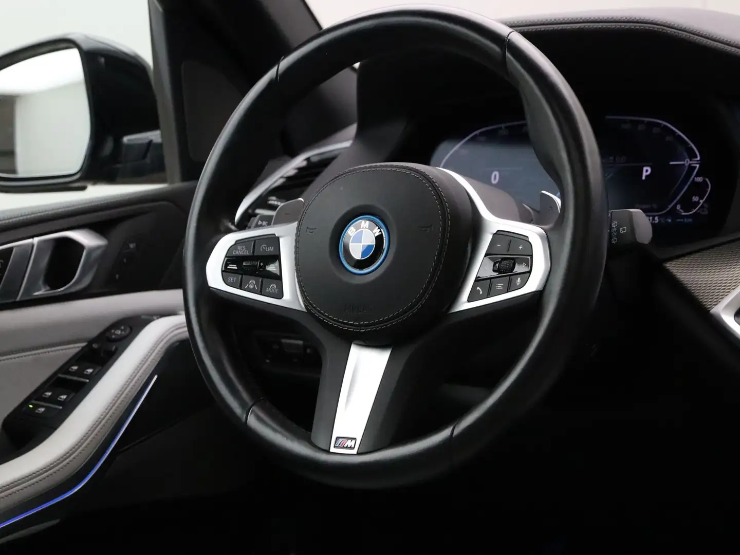 BMW X5 xDrive45e M-Sport Hybrid Blauw - 2