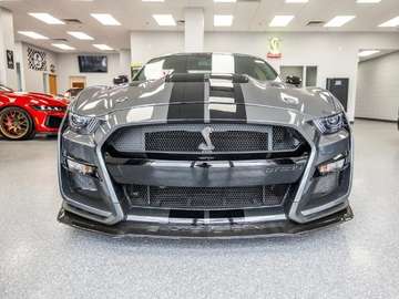 Shelby V8 5.2 GT500