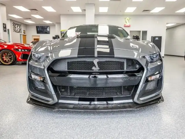 Ford Mustang Shelby V8 5.2 GT500