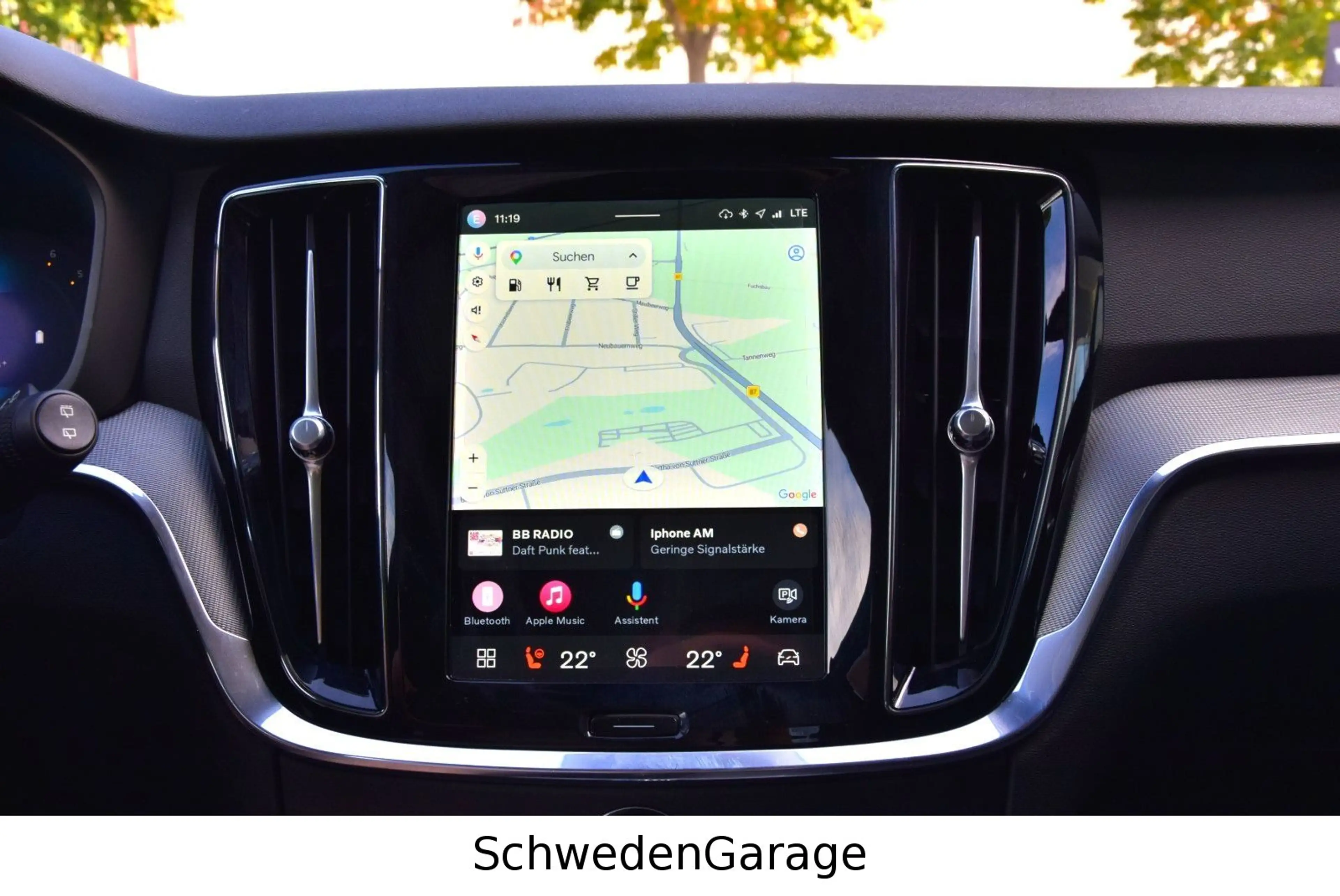 Volvo V60 B4 Plus Dark H&K/PilotAssist/Pano/RFK — photo 17