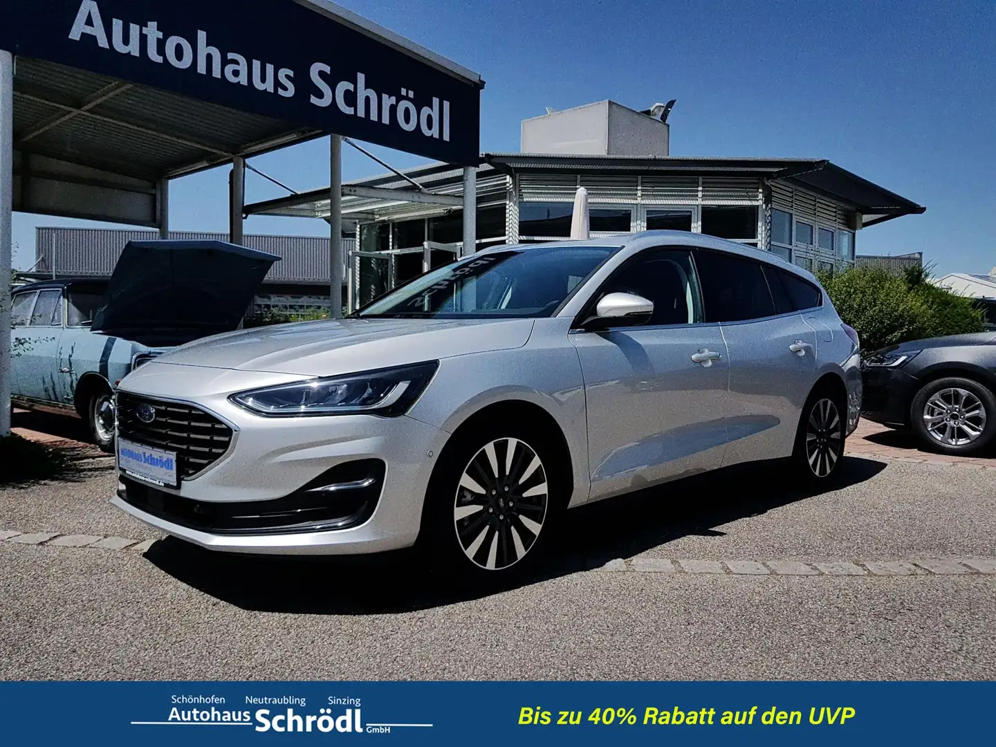 Ford Focus Turnier Titanium X 1.0 EcoBoost Mild-Hybrid S/S... Silber - 1