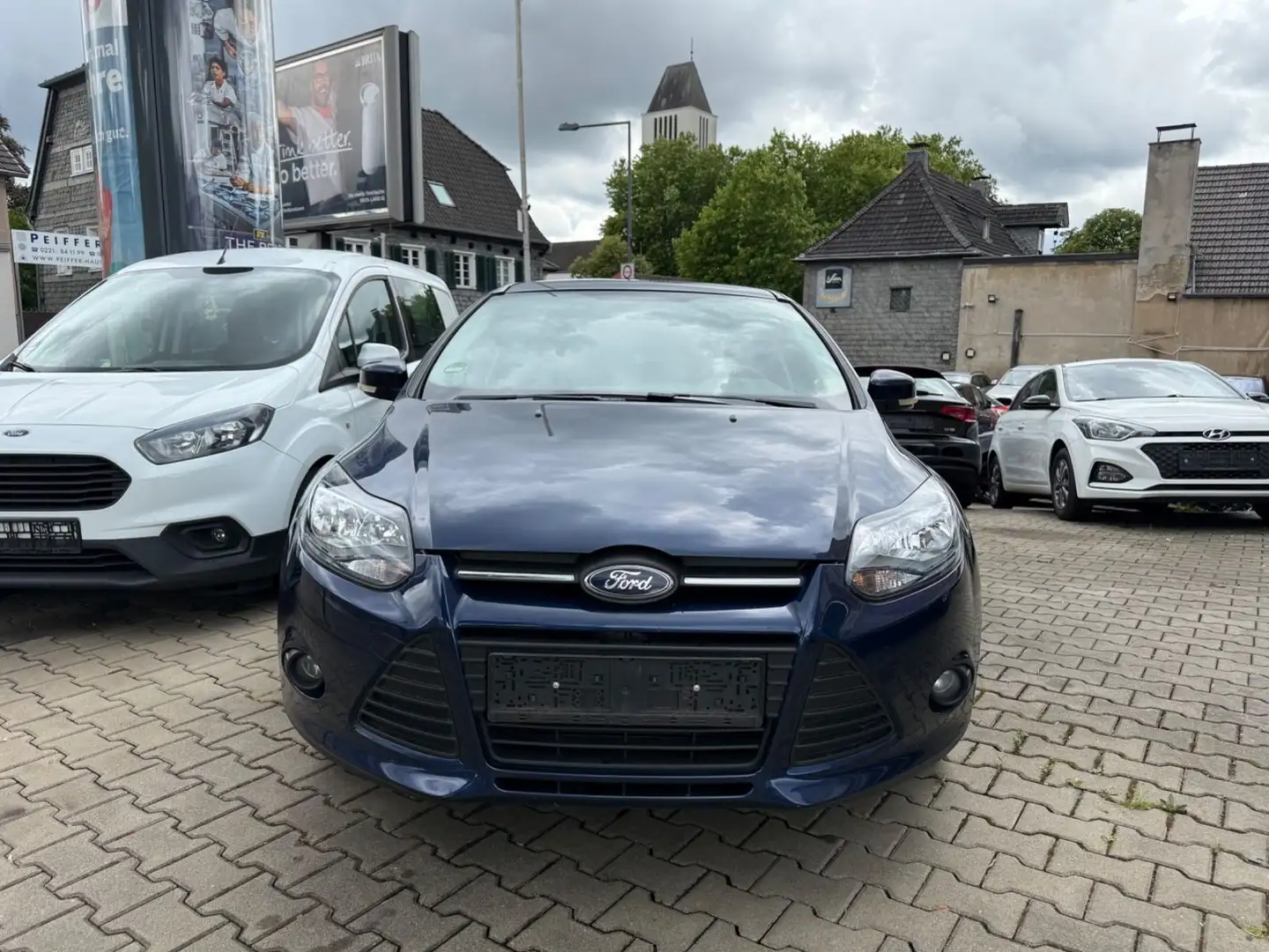 Ford Focus Lim. Trend*TÜV-NEU*SHZ*KLIMA*TUNER* Blau - 2