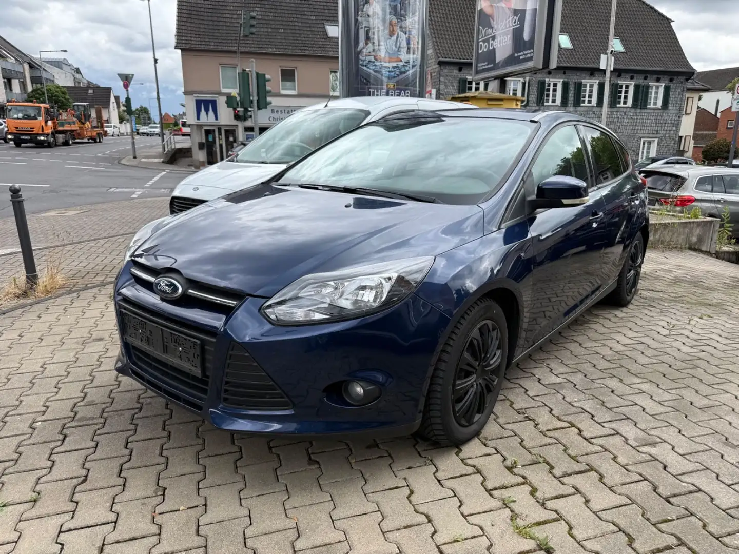 Ford Focus Lim. Trend*TÜV-NEU*SHZ*KLIMA*TUNER* Blau - 1