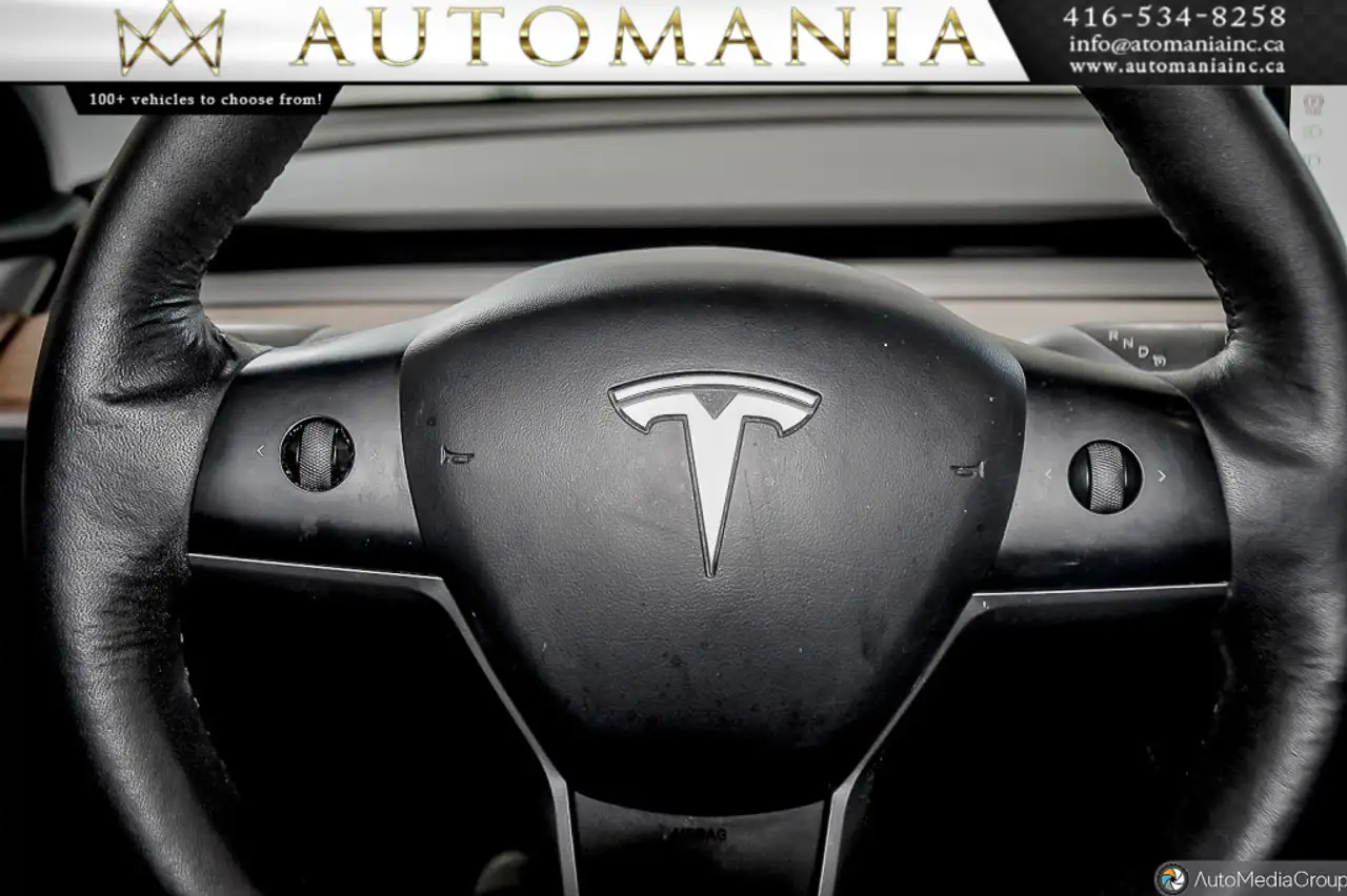 Tesla Model Y fotografie Tesla Model Y