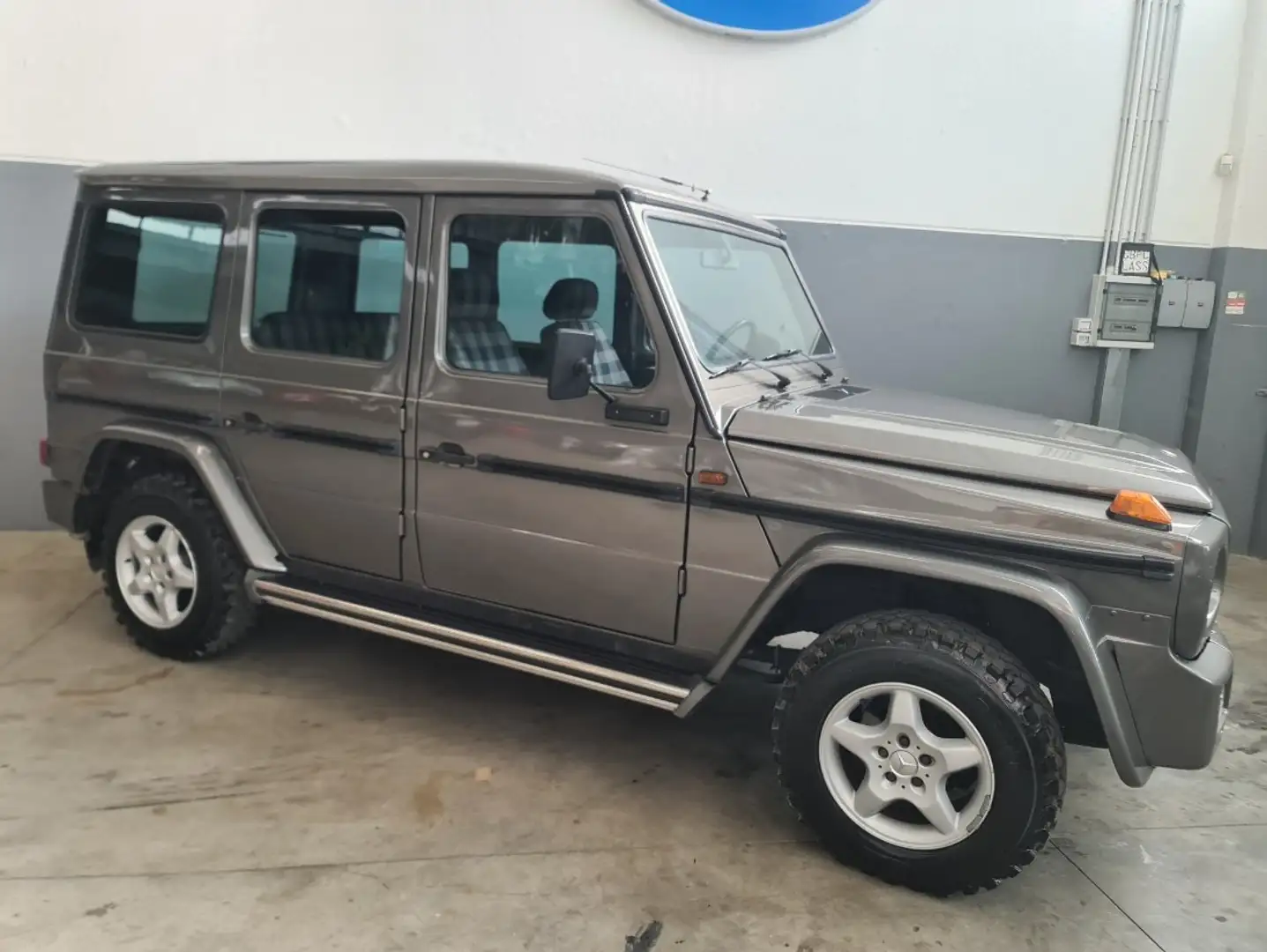 Mercedes-Benz G 250 D Grau - 1