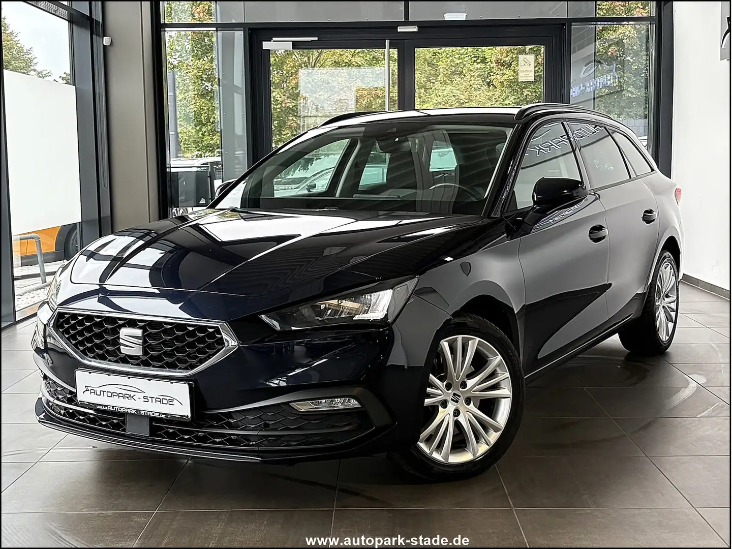 SEAT Leon 2.0 TDI Style LED DSG Carplay Navi GARANTIE Blau - 2