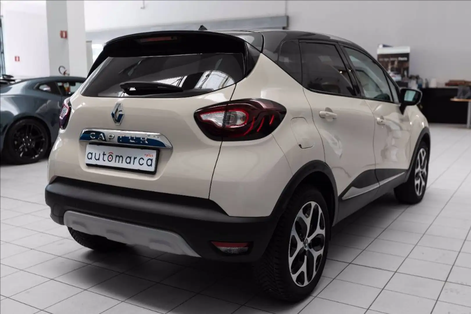 Renault Captur 0.9 tce Intens 90cv Beige - 2