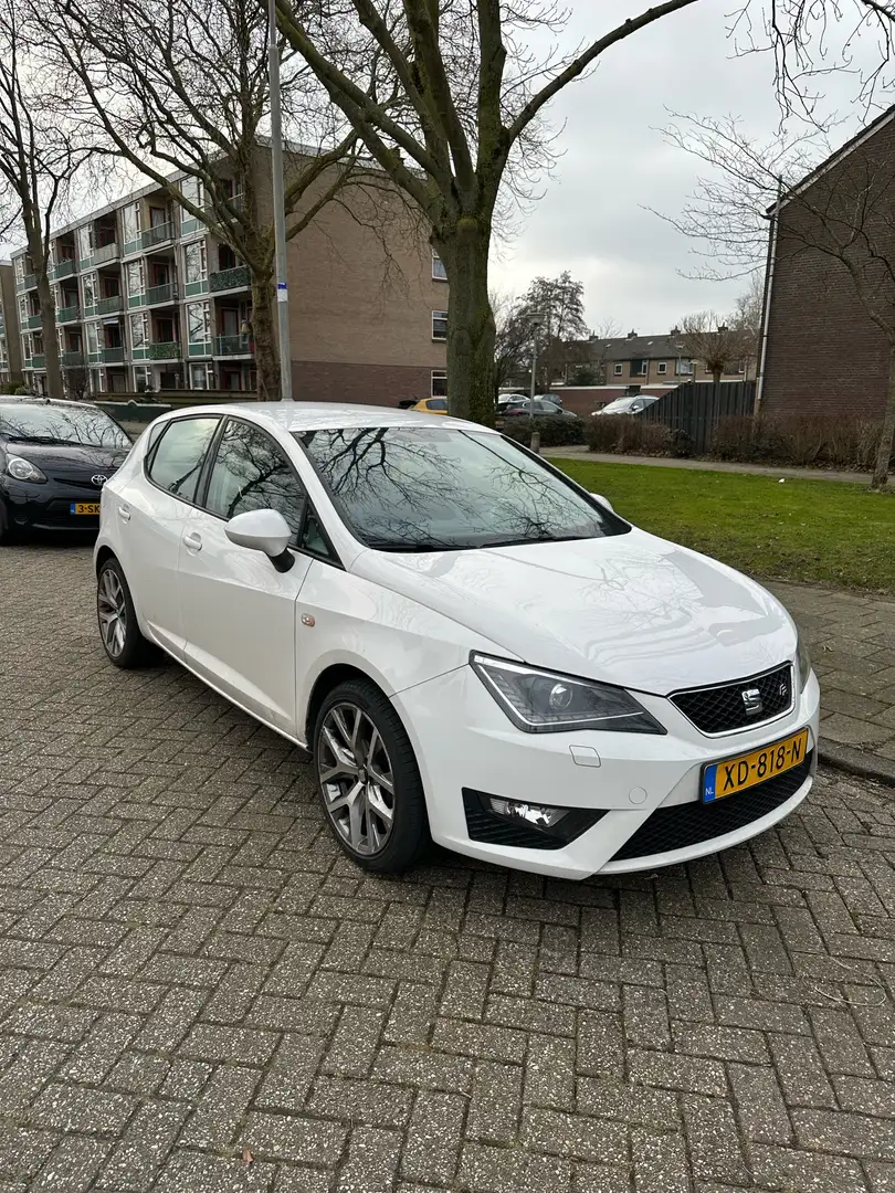 SEAT Ibiza 1.2 TSI FR Wit - 1