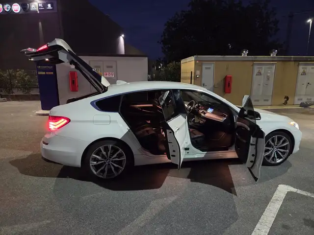 BMW 530