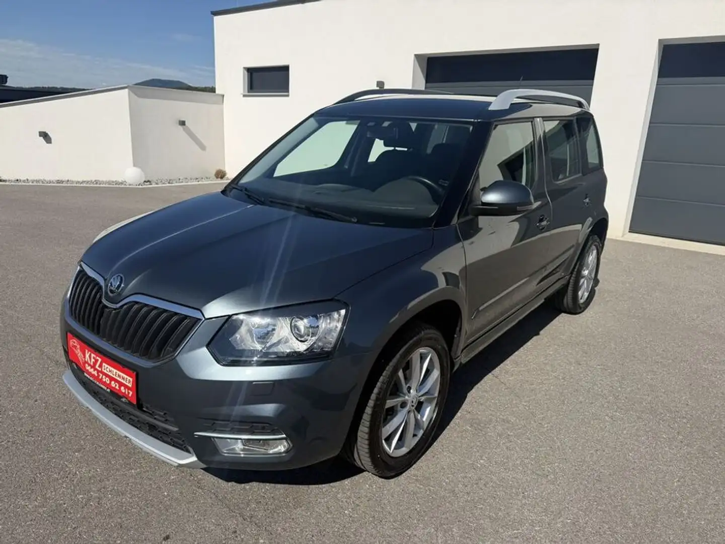 Skoda Yeti 1,2 TSI Style DSG/Navi/Kamera Grau - 1