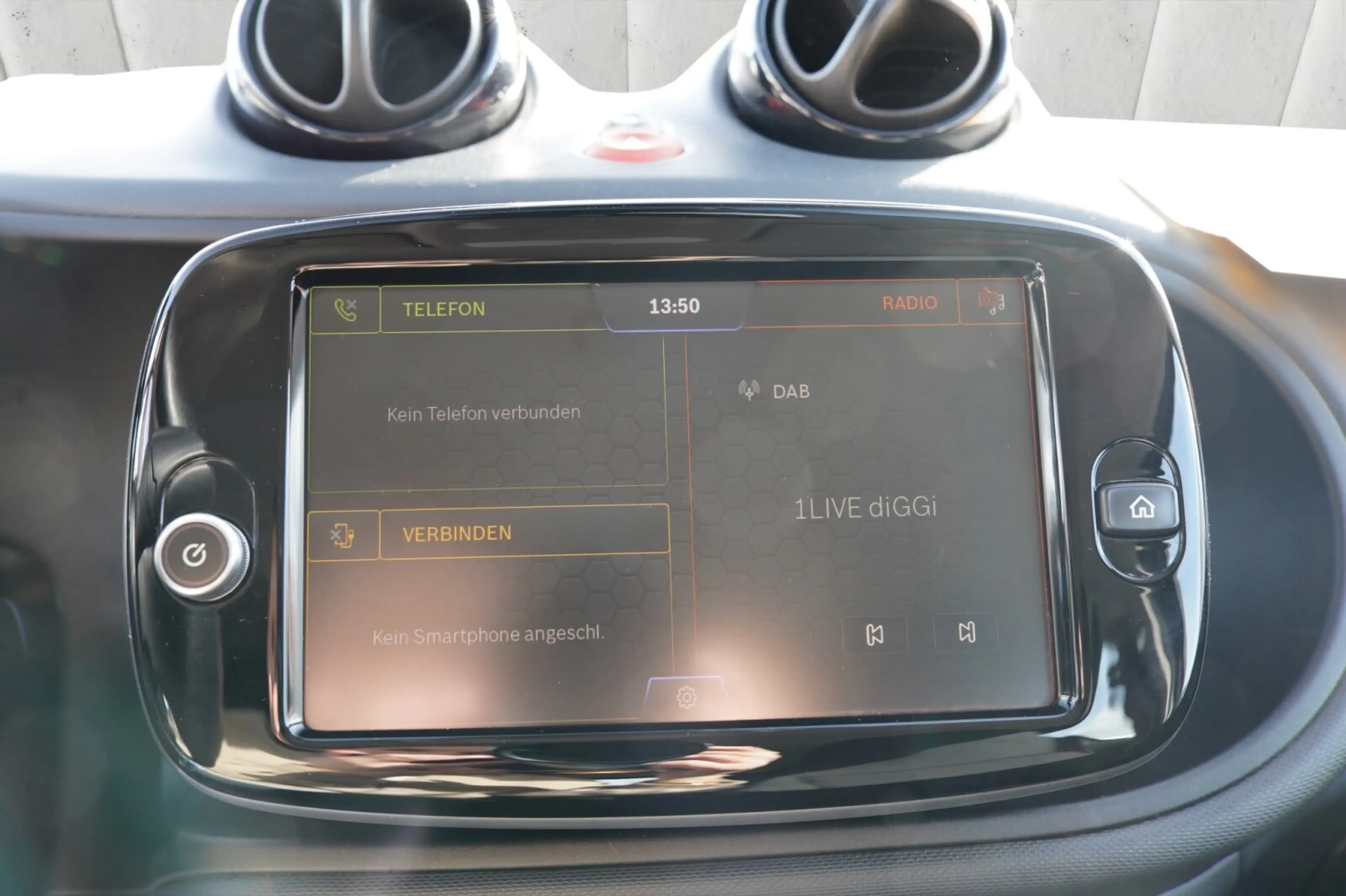 smart forFour EQ DAB Klima Sitzheizung 22kW Bordlader — photo 14