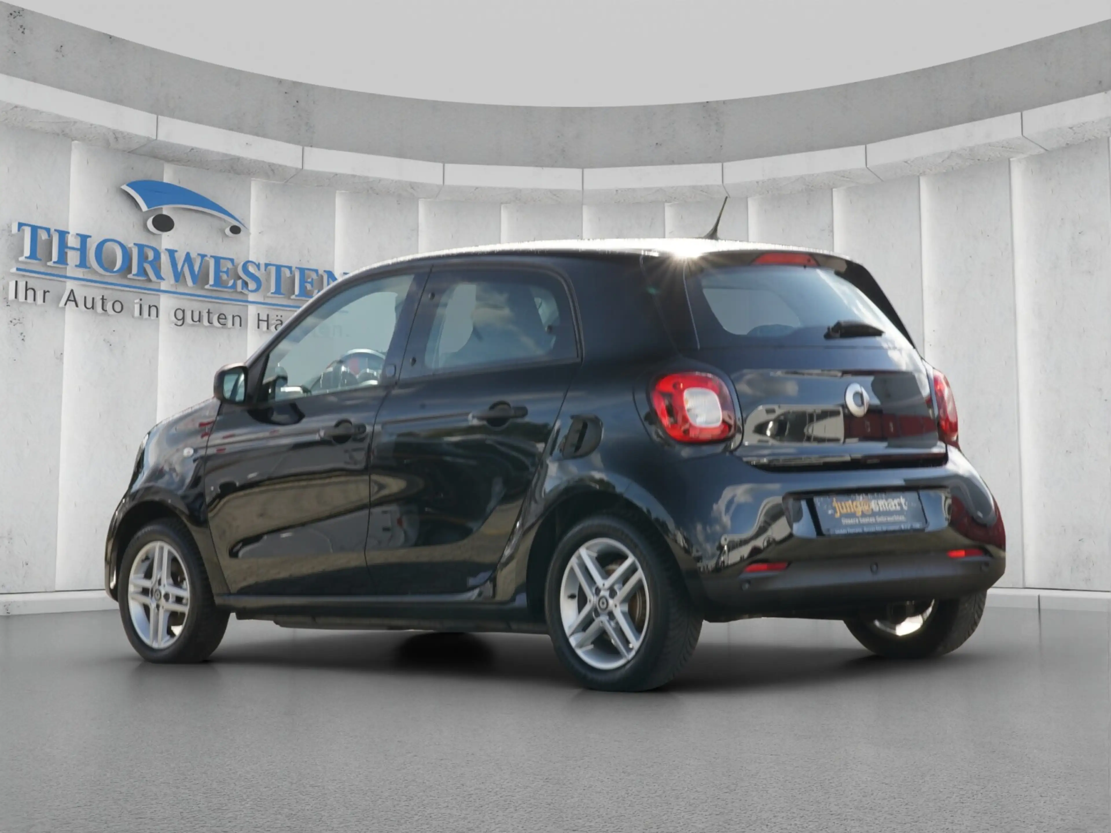 smart forFour EQ DAB Klima Sitzheizung 22kW Bordlader — photo 6