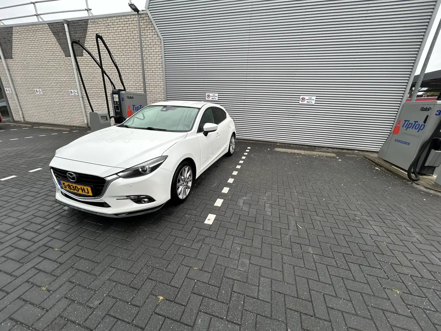 Mazda 3 2.0 S.A. 165 GT-M sport Wit - 1