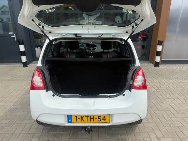 Renault Twingo view 10