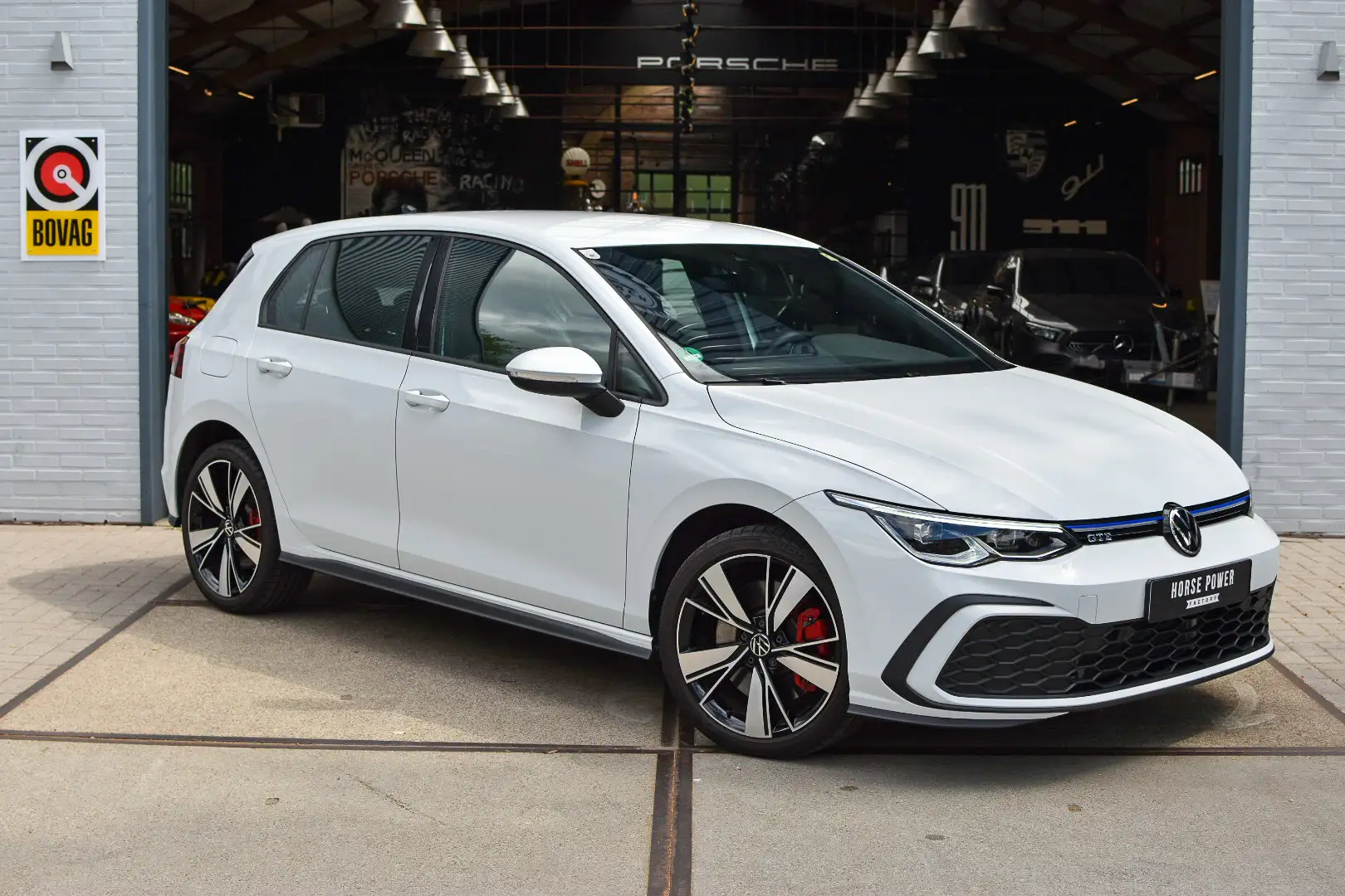 Volkswagen Golf GTE 8 1.4 eHybrid *IQ | ACC | Stoel- & Stuurverwarming Blanco - 2