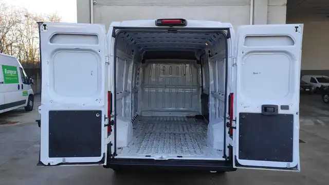 Fiat Ducato view 7