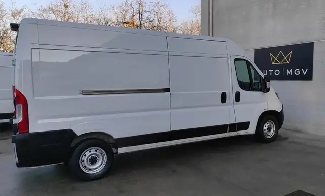 Fiat Ducato view 4