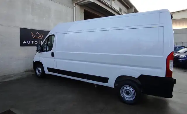Fiat Ducato view 6