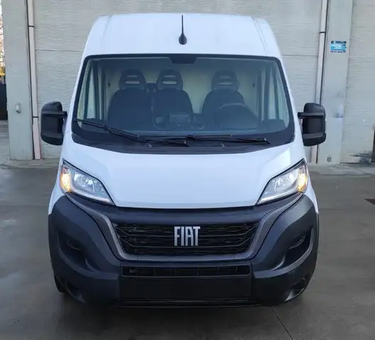Fiat Ducato view 2