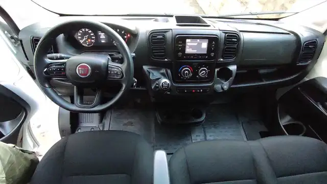 Fiat Ducato view 10